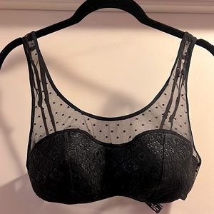 NWOT Victoria’s Secret Underwire-free Bralette M
